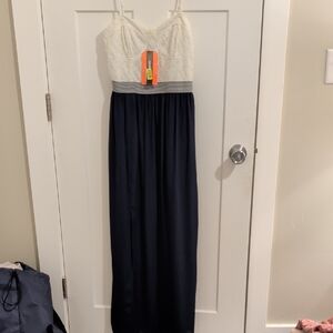 Gianni Bini Elegant White and Navy Maxi Dress